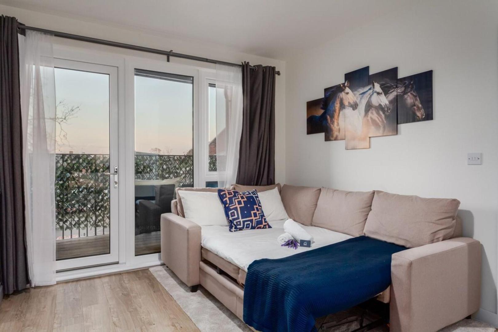 Classy Cricklewood Home Лондон Екстериор снимка