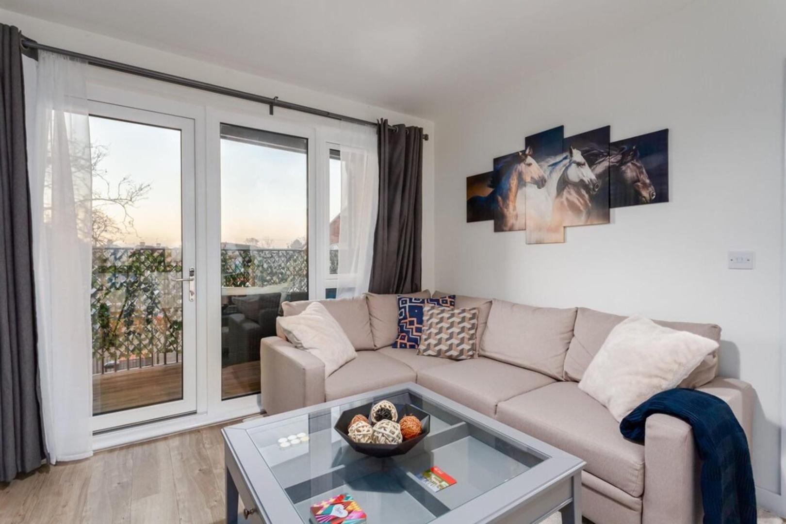 Classy Cricklewood Home Лондон Екстериор снимка